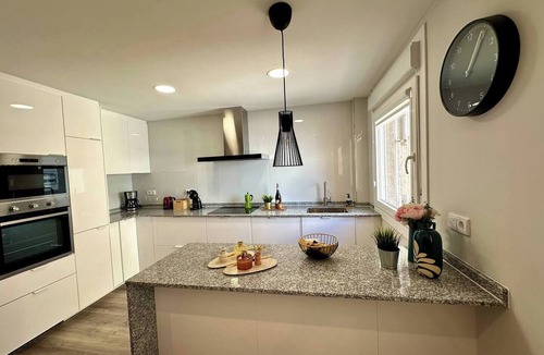 La Coruna Apartment | 3-Bedroom Apartment in Montalt - With Optional Garage - Central Location
