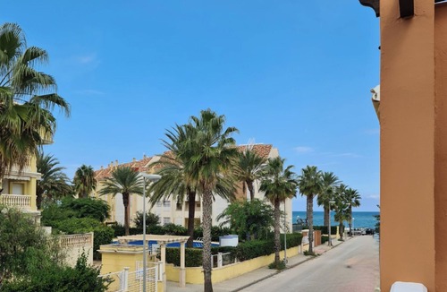 Almadrava Beach Apartment | A Little Getaway - El Refugio Violeta, Studio for Two, Near the Beach with a Terrace