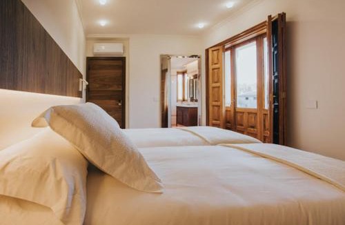 Sarria House | Antica Pacios