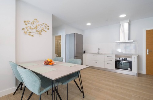 Las Palmas de Gran Canaria House | Apartment in Las Palmas near Las Canteras Beach