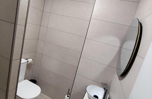 San Roque Apartment | Apartamento cerca del centro y de la estación Santa Justa a pie, 1 plaza de Parking gratis