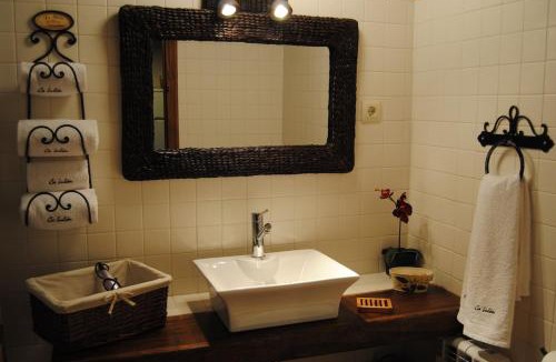 Yerbo Apartment | Apartamentos Rurales Ca Lulón