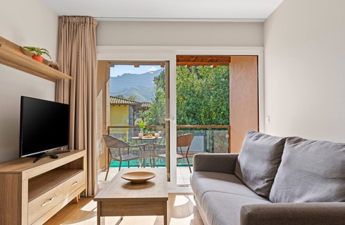 Llanes Apartment | Apartment '4 Terraza - Antilles Sin Jardin' with Mountain View and Private Terrace