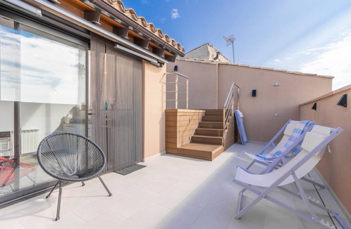 Palouet Apartment | Apartment 'Cal Comorera' with Private Pool, Wi-Fi and Air Conditioning