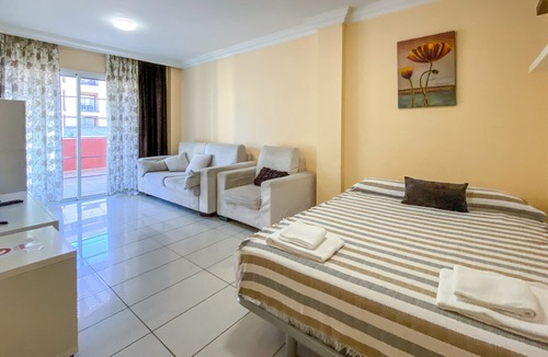 El Duque Apartment | Apartment del Duque Relax - 1br - 4 guests - Free Wi-Fi