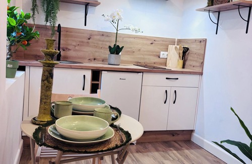 Canillas de Aceituno Apartment | Apartment with two double bedrooms and equipped kitchen