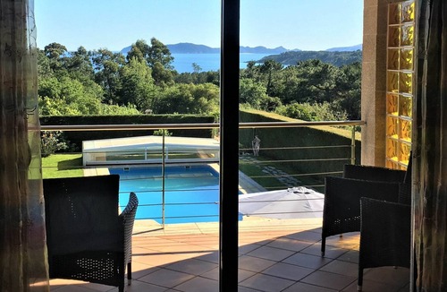 Donon Apartment | Apartment in Cangas near Playa de Barra