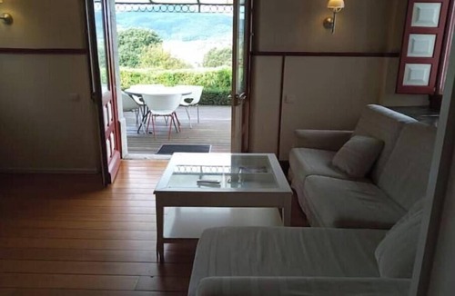 Mendexa Apartment | Apartment LEKEITIO terrace, garden and sea views