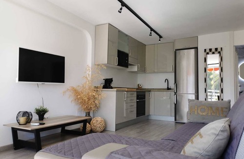 L'Albufereta Apartment | APARTMENT SEA VIEWS AND PRECIOUS GARDEN IN ALICANTE