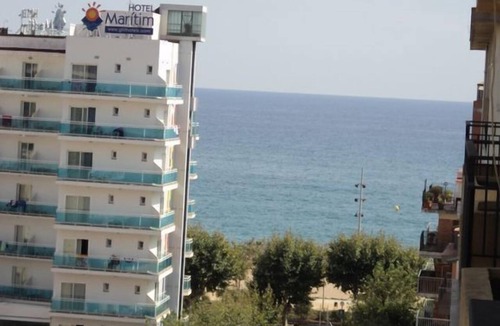 Calella Apartment | Apartment with terrace and views of the sea, town and mountains
