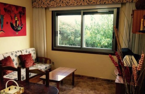 Aios Apartment | Apartment with garden and views of the countryside.