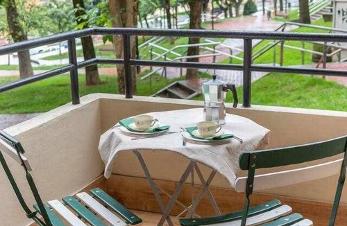 Basauri Apartment | Apartment with terrace next to a metro station