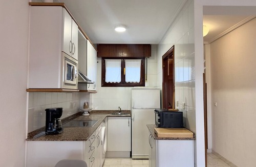 Santona Apartment | Beachfront with private garden La Galerna 17000
