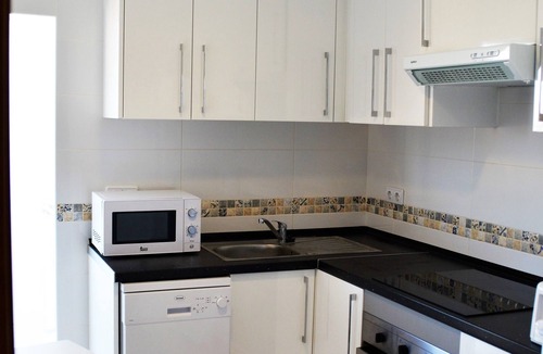Salou City Centre Apartment | Beautiful 4-room apartment with ocean views, facing the beach, top floor, 3 bedrooms, 2 living rooms, 2 bathrooms, air conditioning, parking, internet