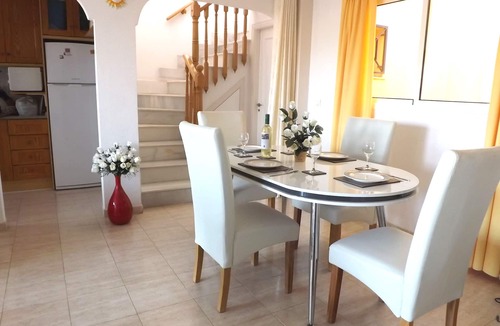 Gran Alacant Apartment | Beautiful Apartment, Roof Solarium, Pool View, Full Aircon, WiFi, Sat/TV