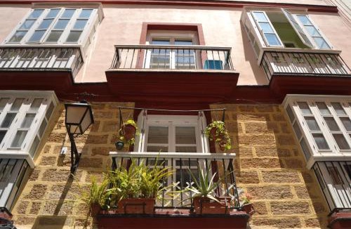 Old Town Apartment | Beautiful Central Cadiz