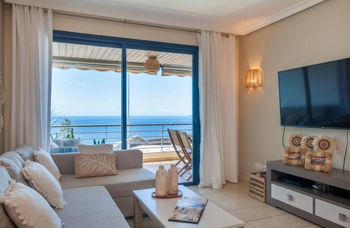 Puerto de Santiago Apartment | Boho Avilla: Modern 2BR Apartment in Balcón de Los Gigantes – Pool & Parking
