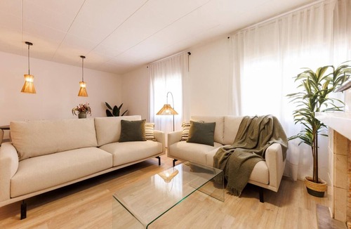 el Mercadal Apartment | Bravissimo Maragall, very spacious and central