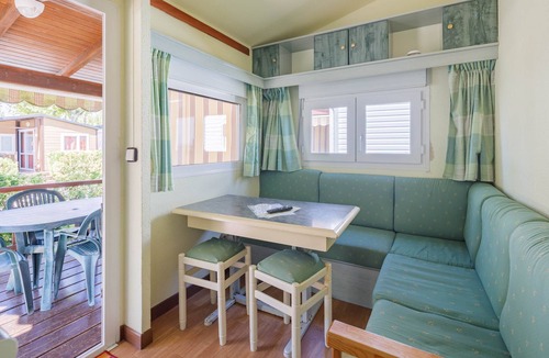 Balea House | Bungalow 'A2' with Private Pool, Private Terrace and Wi-Fi