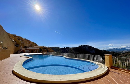 Cumbre del Sol Ski Chalet | Bungalow with stunning mountain views - SASKIA