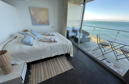 L'Escala Bed & Breakfast | C'est la vie!