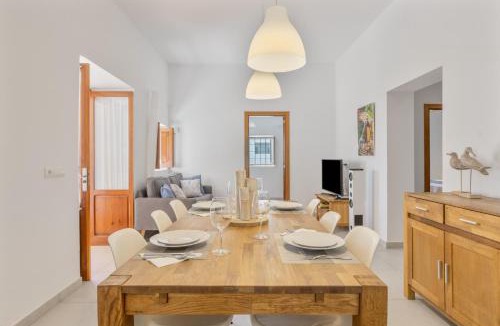Pilar de la Mola House | Ca Ses Celleres