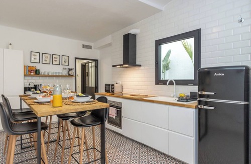Calella Apartment | Can Martínez - Flat 1. luminoso a 100m de la playa