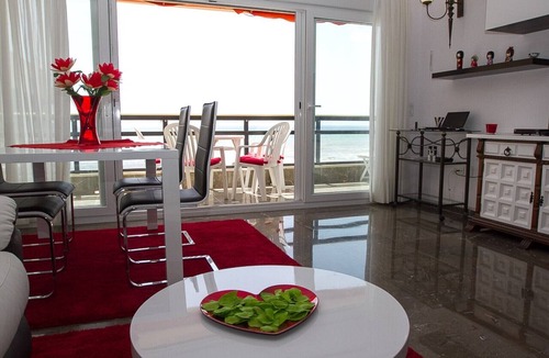 Carihuela Apartment | Carihuela - Frontline Beach Apartment in Torremolinos