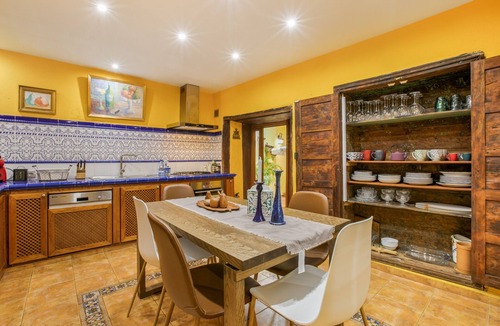 La Matanza de Acentejo House | Casa Carmen – Historic Holiday Home with Teide and Sea Views in La Matanza de Acentejo