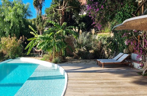 Sitges Ski Chalet | Casa Roca · Mediterranean Luxury & Infinity Pool