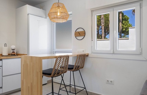 Chiclana de la Frontera House | Casita Meraki 2 with Heated Indoor Pool, Garden, Terrace and Wi-Fi