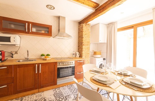 Ruzafa Apartment | Charming Loft with Terrace | 4 Guests | In Ruzafa