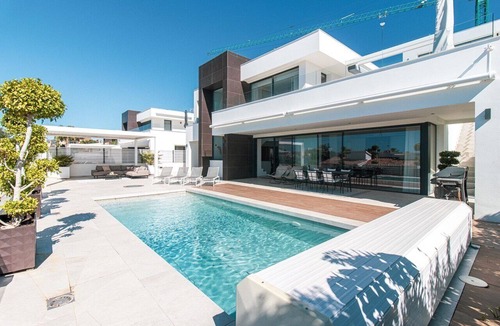 Chimenea Villa | Chimenea - Three Bedroom Villa, Sleeps 6