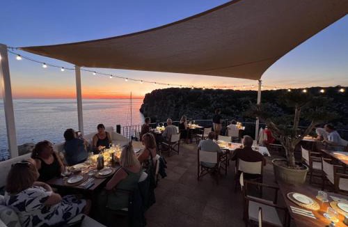 Cala en Porter House | Club Menorca - Solo Adultos