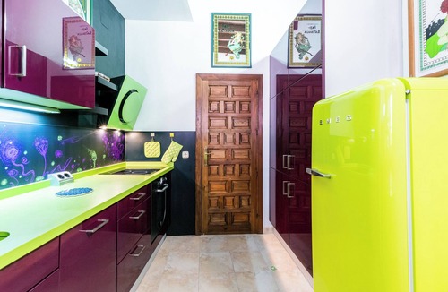 La Marina Apartment | Comfortable and modern apartment in the center of Granada
