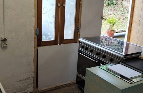 El Manto Ski Chalet | COTTAGE IN CUDILLERO in mountain 2 km from the village and two km from beaches.