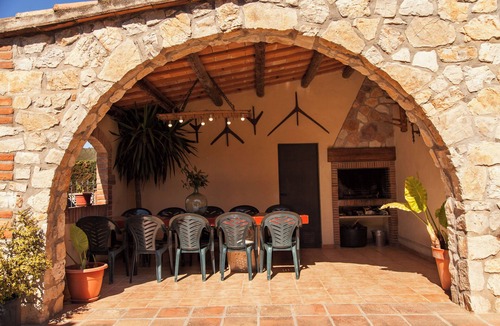 Avinyonet del Penedes Cottage | Country house between vineyards with a pool 20 minutes drive from the beach!