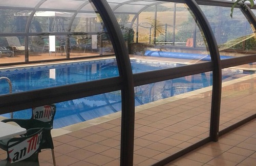 Galbarra Apartment | Country House 'Landa' with Mountain View, Shared Pool and Wi-Fi