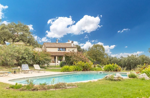 Sant Mateu de Montnegre House | Country House 'Vinyoles 2' with Mountain View, Shared Pool and Wi-Fi