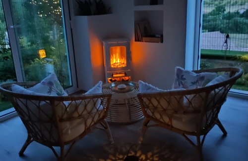 Condado de Trevino House | Countryside retreat for two with private garden near Rioja wineries