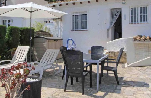Pinar del Advocat House | Cozy Holiday Home in Moraira with Communal Pool, Near Golf & Beach, Perfect for Families