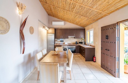 Coin Cottage | Cubo's Casa Alaya & Oasis Pool / Private pool / Air conditioning / BBQ / Free Wi-Fi