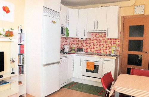 San Bartolome Apartment | Cute and quiet, in the city center, paid parking