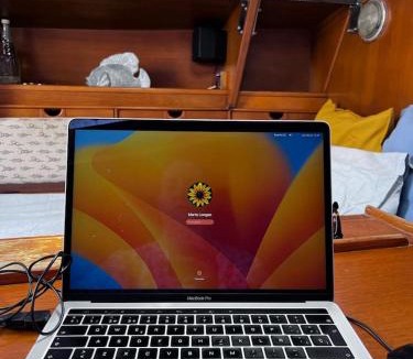 Premia de Mar Boat Rental | Dejaté acunar por nuesto velero