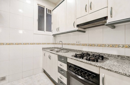 Sant Antoni Apartment | Discover the perfect monthly rental in the heart of Barcelona!