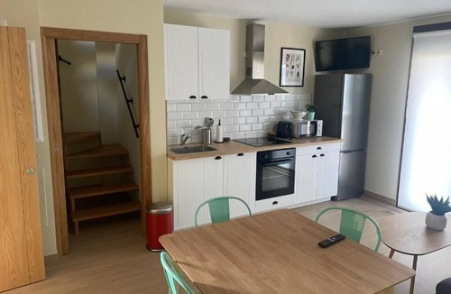 Baiona Apartment | Duplex with Shared Pool, Ribeira
