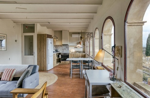 Ventallo Apartment | 'El Pedró Rural' Apartment with Mountain Views, Wi-Fi, and Air Conditioning