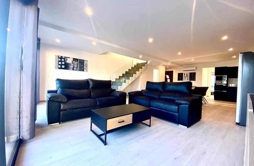 Empuriabrava Villa | Empuriabrava set of 2 new semi-detached villas with heated pools+jacuzzis