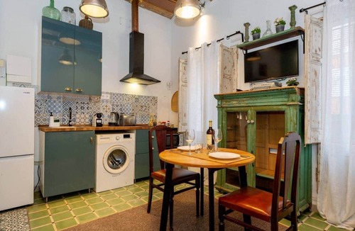 Sant Adria de Besos Apartment | Equipped studio 20' Barcelona Center/10' walk to the beach/15' Forum Bcn