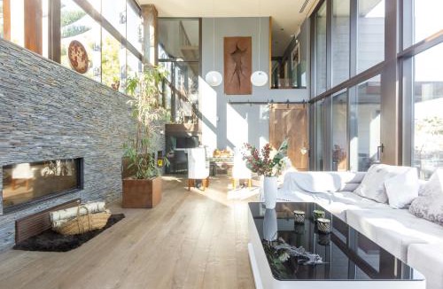 El Papiol Villa | Espai Oliveres Barcelona Villa con piscina